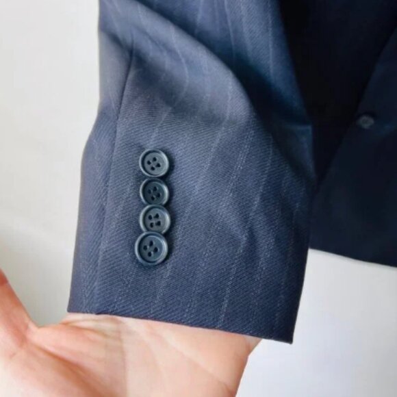 Canali for Guy La Ferrera Double-Breasted Pinstripe Sport coat-Navy– 56IT(US46L) - Picture 6 of 12